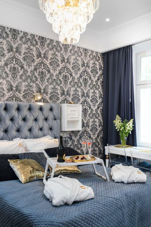 Golden Fish - New - Old Town Apartamento